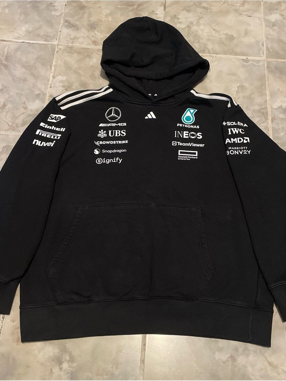 Mercedes AMG Petronas Hoodie Sweatshirt Mens XL F1 Formula One Adidas